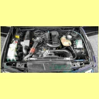 DSCI0269-B7-Motorraum.jpg