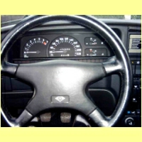 OmegaNeu-Cockpit-gross.jpg