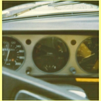504TI-Cockpit.jpg